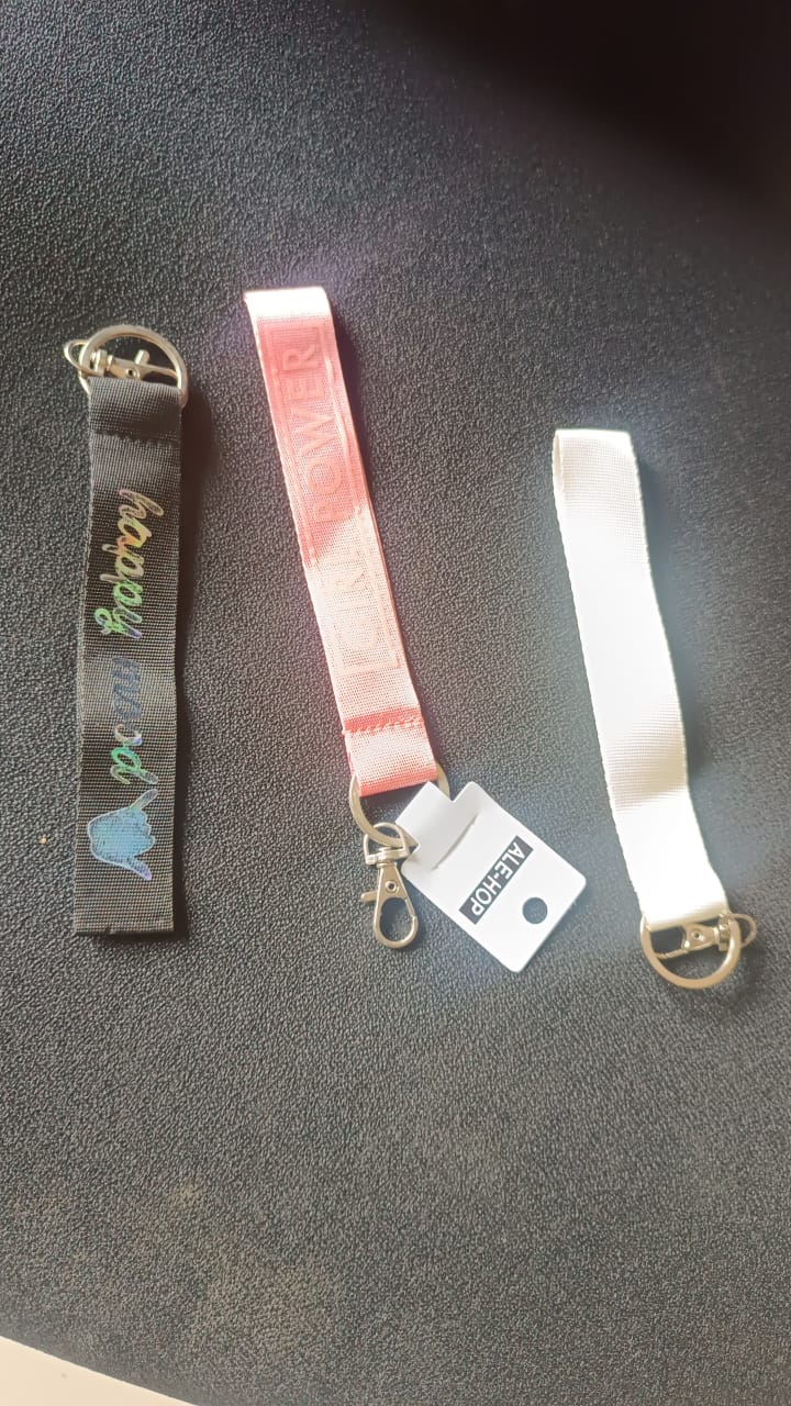 Fabric Ribbon Keychain (1 Pc, Mix Color) Fabric Ribbon Keychain (1 Pc, Mix Color)